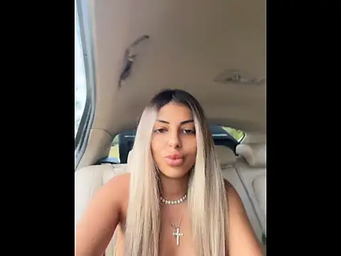 Snapshot of emma_goodess_ chatting on July 8, 2026, 5:02 pm emma goodess online show from July 8, 2026, 5:02 pm