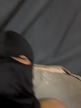 tunenarica22 online show from November 1, 2025, 4:08 am