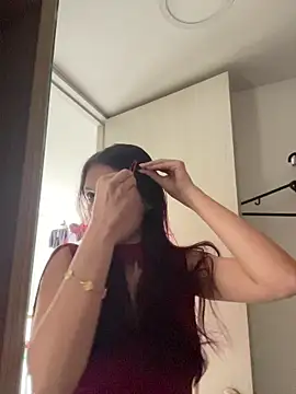 Snapshot of AngelRuby chatting on February 15, 2026, 2:27 pm AngelRuby online show from February 15, 2026, 2:27 pm