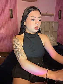 Snapshot of Valu_euphoria chatting on July 9, 2026, 7:02 pm Valu euphoria online show from July 9, 2026, 7:02 pm