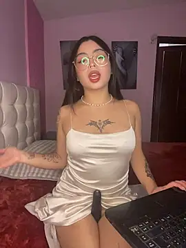 Snapshot of Valu_euphoria chatting on June 5, 2026, 7:19 pm Valu euphoria online show from June 5, 2026, 7:19 pm