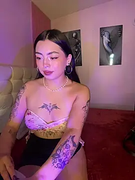 Snapshot of Valu_euphoria chatting on June 12, 2026, 8:17 pm Valu euphoria online show from June 12, 2026, 8:17 pm