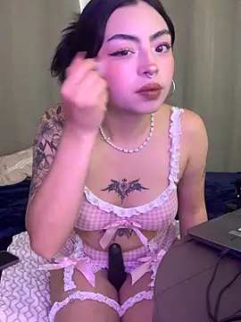 Snapshot of Valu_euphoria chatting on June 17, 2026, 7:46 pm Valu euphoria online show from June 17, 2026, 7:46 pm