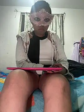 Snapshot of sharonlopez9611 chatting on July 11, 2026, 3:29 am sharonlopez9611 online show from July 11, 2026, 3:29 am