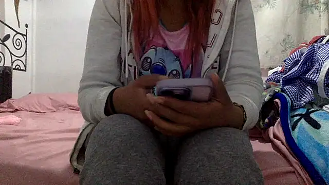 sharonlopez9611 online show from October 7, 2025, 3:51 am