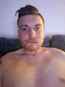 Foxtrott 242 online show from September 27, 2025, 10:38 pm