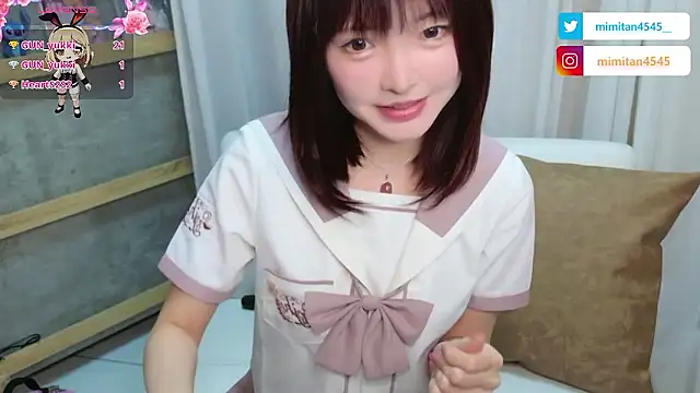 Snapshot of mimitan4545 chatting on November 7, 2025, 12:10 pm mimitan4545 online show from November 7, 2025, 12:10 pm