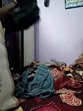 neha007-K online show from March 12, 2026, 7:18 pm