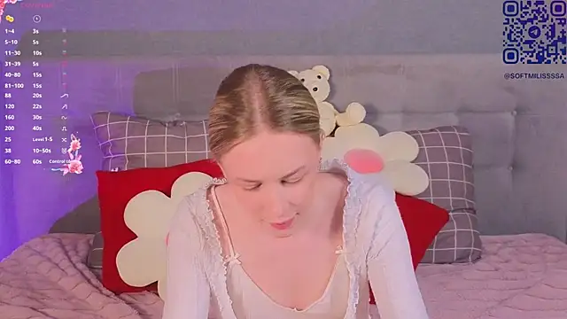 Snapshot of soft_babe chatting on April 9, 2026, 8:48 pm soft babe online show from April 9, 2026, 8:48 pm