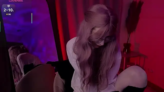 Snapshot of lissaros chatting on November 18, 2025, 5:11 am lissaros online show from November 18, 2025, 5:11 am