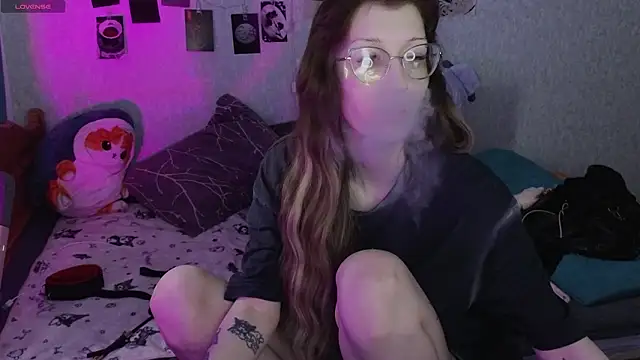 Snapshot of lissaros chatting on February 25, 2026, 9:20 am lissaros online show from February 25, 2026, 9:20 am