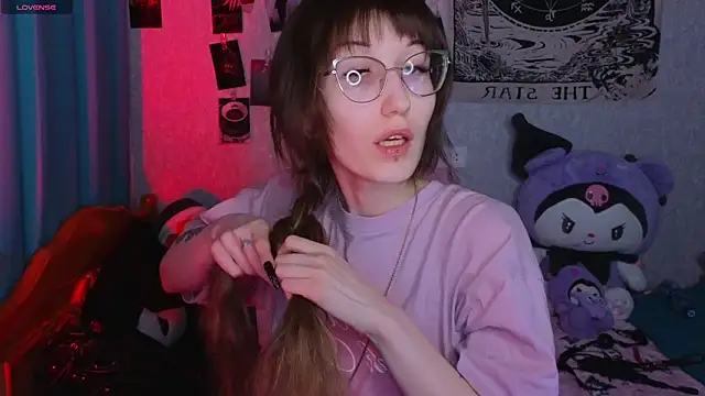 Snapshot of lissaros chatting on February 14, 2026, 9:15 pm lissaros online show from February 14, 2026, 9:15 pm