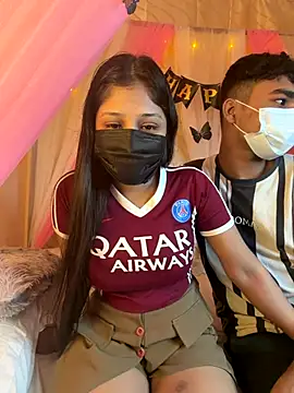 Snapshot of hotgirlpriya789 chatting on November 16, 2025, 4:23 pm hotgirlpriya789 online show from November 16, 2025, 4:23 pm