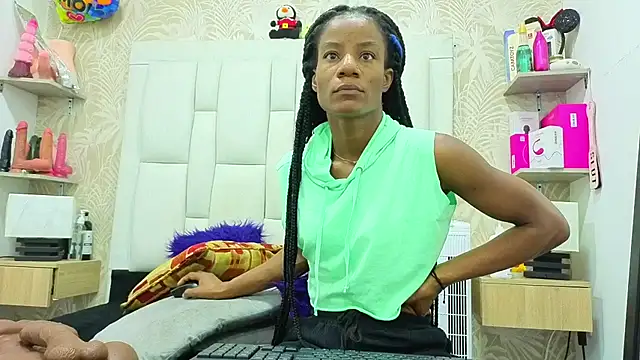 dafnnelewis online show from August 1, 2026, 11:08 am
