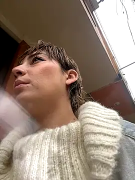 Snapshot of Maggie_Geller chatting on November 13, 2025, 4:00 pm Maggie Geller online show from November 13, 2025, 4:00 pm