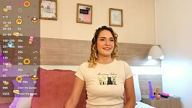 Snapshot of AdharaWoo chatting on September 29, 2025, 1:28 pm AdharaWoo online show from September 29, 2025, 1:28 pm