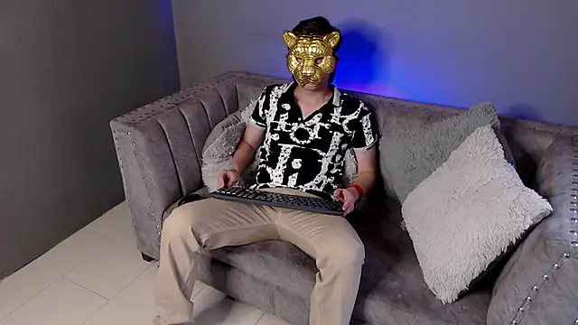 Golden-Boyy online show from February 10, 2025, 11:57 am