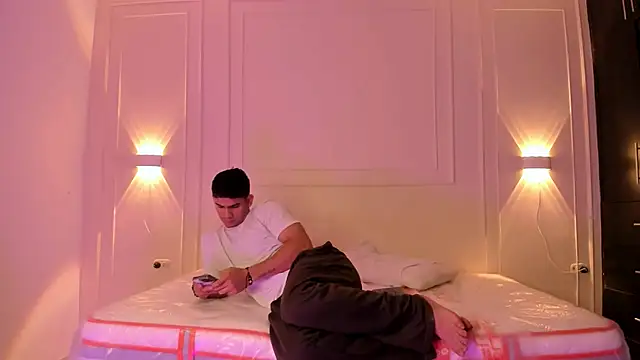 ANDRES STUD online show from June 25, 2026, 3:37 am