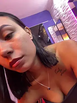 julieta fn online show from June 12, 2026, 2:04 pm