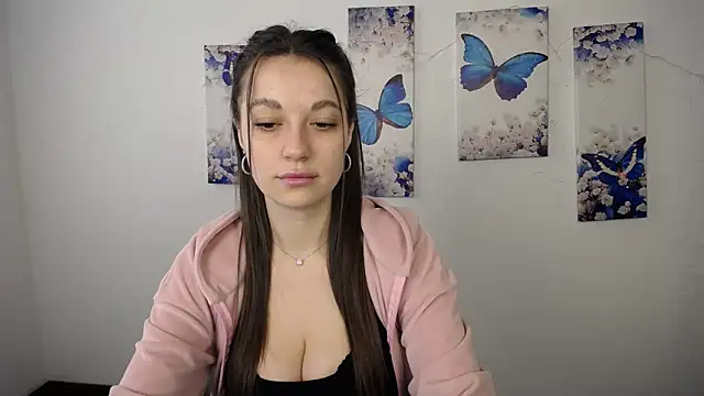 Snapshot of Eva_Eldis chatting on April 8, 2026, 10:39 am Eva Eldis online show from April 8, 2026, 10:39 am