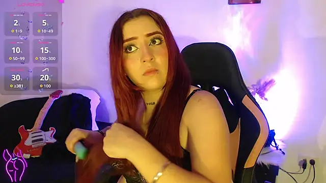 Snapshot of alaia_sweetxxx chatting on November 28, 2025, 1:06 am alaia sweetxxx online show from November 28, 2025, 1:06 am