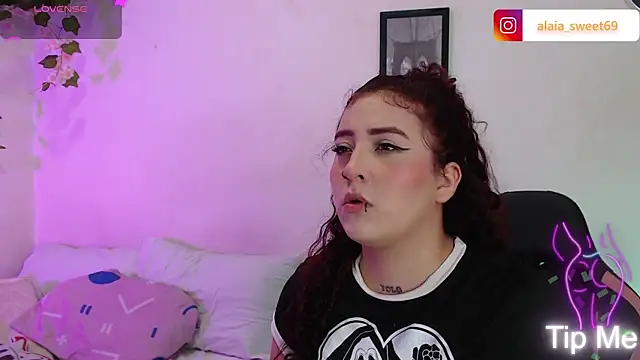 alaia sweetxxx online show from April 24, 2026, 10:45 pm