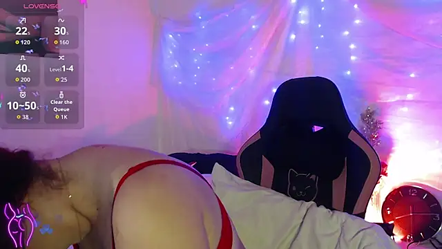 Snapshot of alaia_sweetxxx chatting on December 3, 2025, 1:17 am alaia sweetxxx online show from December 3, 2025, 1:17 am