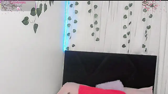 Irina milkmaid online show from April 30, 2026, 7:21 pm