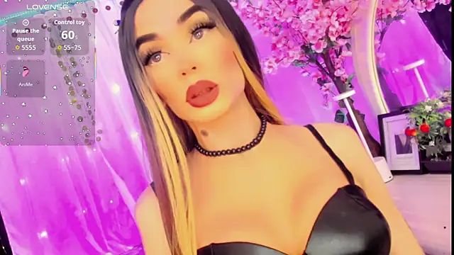 Irina milkmaid online show from December 22, 2025, 7:25 pm