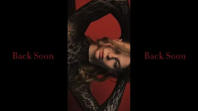 Snapshot of rosy_black_ chatting on November 1, 2025, 4:34 pm rosy black online show from November 1, 2025, 4:34 pm