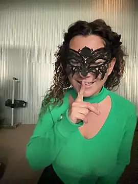 Snapshot of Loveblackzilla chatting on March 22, 2026, 10:28 am Loveblackzilla online show from March 22, 2026, 10:28 am