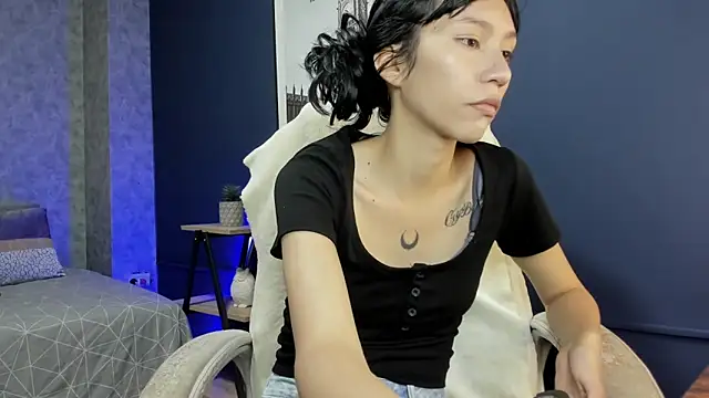 Miaa Lee7 online show from January 5, 2026, 8:56 pm