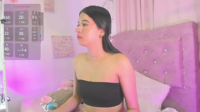 emilly star online show from October 2, 2025, 10:02 pm