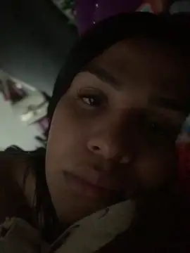 tinalove7 online show from February 16, 2026, 6:39 pm