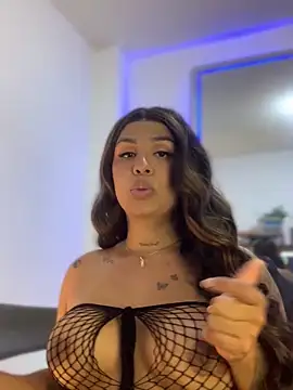 tinalove7 online show from January 5, 2026, 9:18 pm