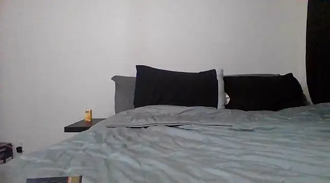 tastylolaaa online show from February 13, 2025, 4:11 am