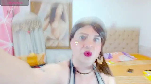 Dolldirtyxxx online show from April 27, 2026, 5:05 am