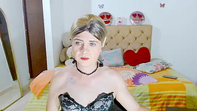 Snapshot of Dolldirtyxxx chatting on July 31, 2026, 5:29 am Dolldirtyxxx online show from July 31, 2026, 5:29 am