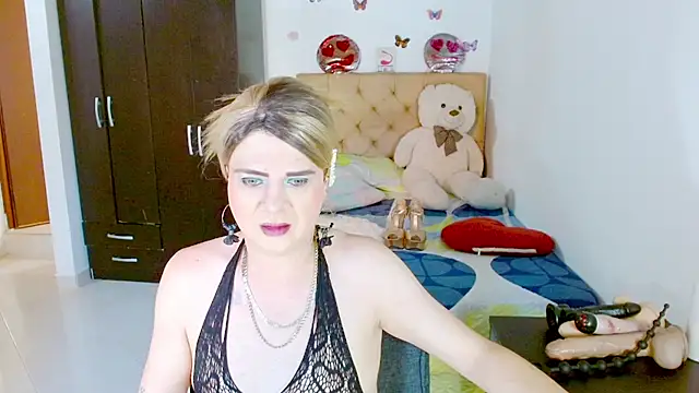 Snapshot of Dolldirtyxxx chatting on June 27, 2026, 10:16 pm Dolldirtyxxx online show from June 27, 2026, 10:16 pm