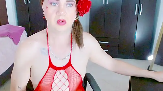 Snapshot of Dolldirtyxxx chatting on July 12, 2026, 2:45 am Dolldirtyxxx online show from July 12, 2026, 2:45 am