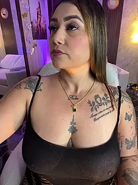 Snapshot of Madissonlove_1 chatting on June 26, 2026, 4:51 am Madissonlove 1 online show from June 26, 2026, 4:51 am