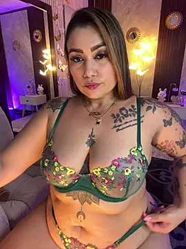 Snapshot of Madissonlove_1 chatting on July 31, 2026, 2:55 am Madissonlove 1 online show from July 31, 2026, 2:55 am