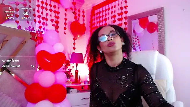 Snapshot of Cintiia_Holmes chatting on February 16, 2025, 5:48 pm Cintiia Holmes online show from February 16, 2025, 5:48 pm