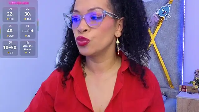 Cintiia Holmes online show from February 4, 2026, 10:49 pm