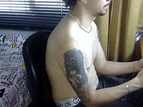 venusfranco 94 online show from March 20, 2026, 6:20 pm