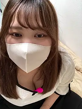 Snapshot of mitarashi_awww chatting on September 18, 2025, 12:41 pm mitarashi awww online show from September 18, 2025, 12:41 pm