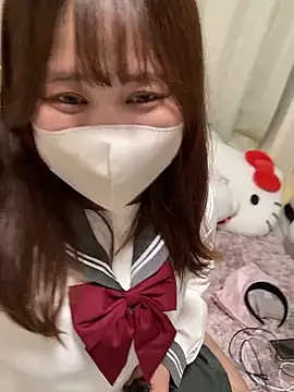 Snapshot of mitarashi_awww chatting on September 19, 2025, 2:43 pm mitarashi awww online show from September 19, 2025, 2:43 pm