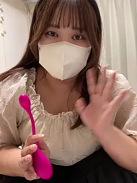 Snapshot of mitarashi_awww chatting on September 15, 2025, 6:36 am mitarashi awww online show from September 15, 2025, 6:36 am