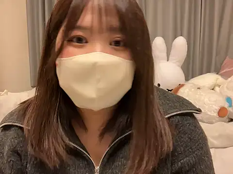 Snapshot of mitarashi_awww chatting on February 6, 2025, 7:07 pm mitarashi awww online show from February 6, 2025, 7:07 pm