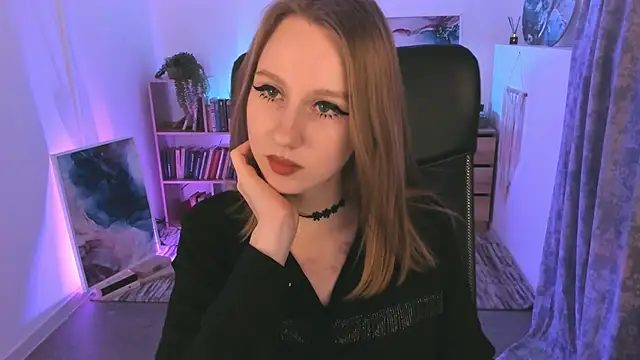 DariaTate online show from March 18, 2025, 9:21 pm